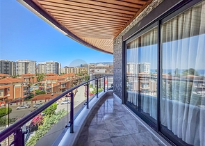 Елітний пентхаус 2 + 1 з морським видом-оренда для комфортного життя біля моря