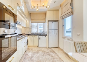 Сучасна квартира біля моря в розвиненому районі Аланії