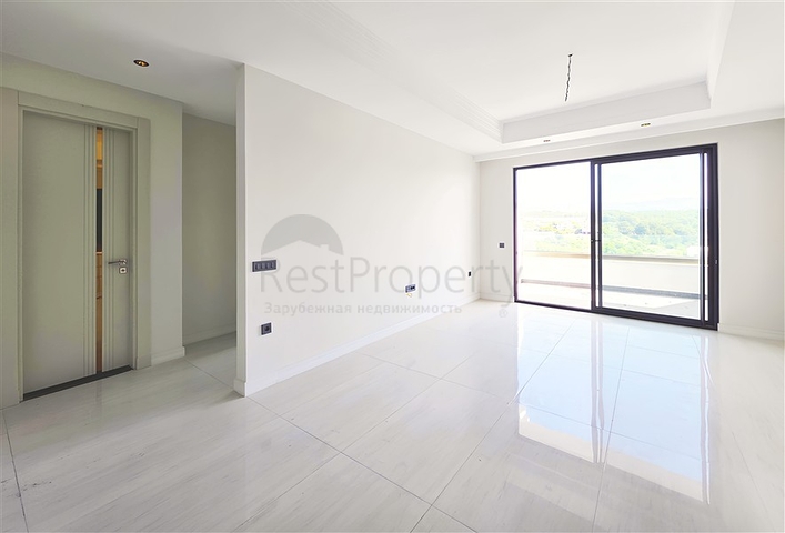 Розкішна квартира біля моря з розвиненою інфраструктурою в Тюрклері