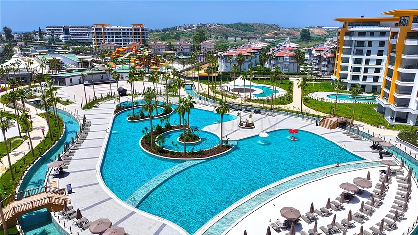 Розкішна квартира біля моря з розвиненою інфраструктурою в Тюрклері