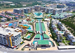 Розкішна квартира біля моря з розвиненою інфраструктурою в Тюрклері