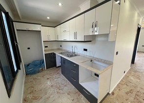 Затишна вілла з великою ділянкою-комфорт і тиша в оточенні природи