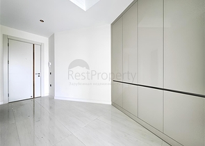 Розкішна квартира формату 3 + 1 в сучасному житловому комплексі 