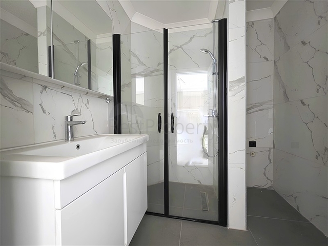 Сучасні апартаменти 1 + 1 біля пляжу Клеопатра