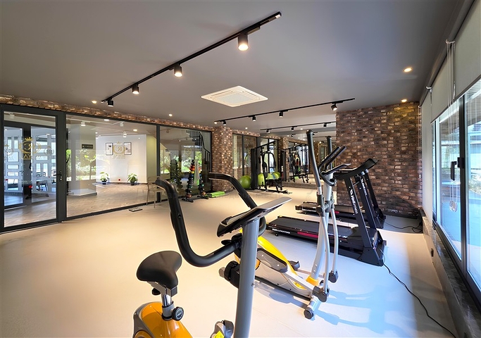 Сучасні апартаменти 1 + 1 біля пляжу Клеопатра