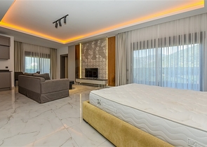 Розкішна вілла з панорамним видом на море-ідеальне поєднання затишку, стилю і самоти