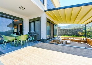 Розкішна вілла з панорамним видом на море-ідеальне поєднання затишку, стилю і самоти