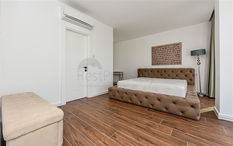 Сучасна вілла з морським видом в оточенні природи і преміального комфорту