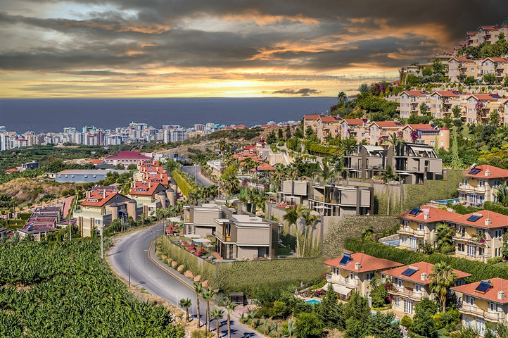 Сучасна вілла з морським видом в оточенні природи і преміального комфорту