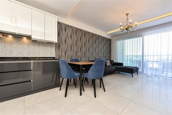 Сучасні апартаменти з панорамним видом на море 