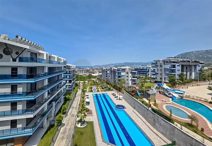 Сучасні апартаменти з панорамним видом на море 