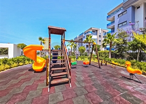 Сучасні апартаменти з панорамним видом на море 