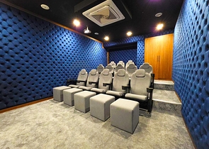 Сучасні апартаменти з панорамним видом на море 