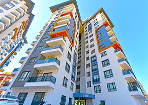 Оренда затишної квартири 1 + 1 з багатою інфраструктурою в самому серці Махмутлара