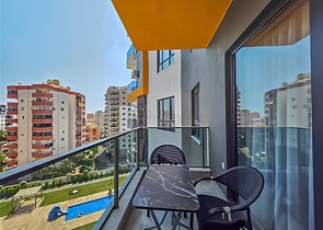 Оренда затишної квартири 1 + 1 з багатою інфраструктурою в самому серці Махмутлара