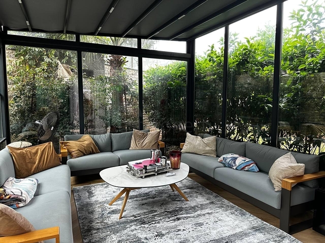 Просторий дуплекс біля моря в преміум-комплексі - для цінителів високого рівня життя