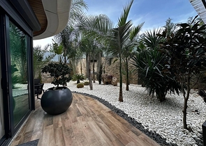 Просторий дуплекс біля моря в преміум-комплексі - для цінителів високого рівня життя