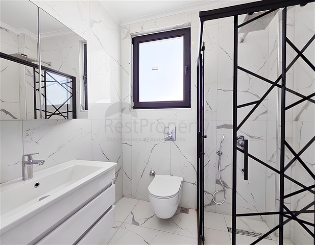 Розкішна вілла 4 + 1 з приватним басейном і видом на море в Каргиджаку