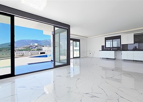 Розкішна вілла 4 + 1 з приватним басейном і видом на море в Каргиджаку