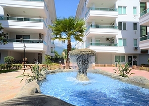 Затишна мебльована квартира поруч з морем в зеленому районі Кестель