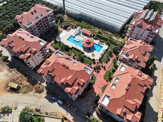 Затишна квартира з просторим плануванням в мальовничому районі Оба