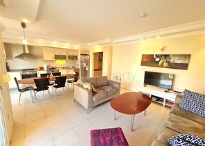 Затишна квартира з просторим плануванням в мальовничому районі Оба