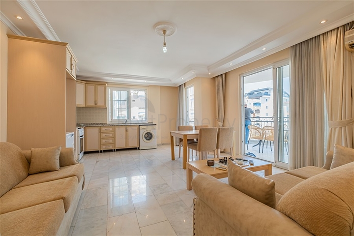 Просторий пентхаус 4 + 1 в затишному житловому комплексі в районі Оба-комфорт для всієї родини