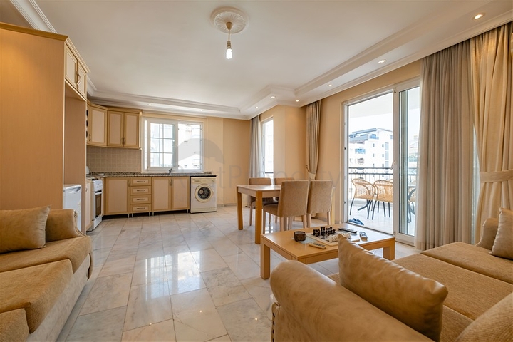 Просторий пентхаус 4 + 1 в затишному житловому комплексі в районі Оба-комфорт для всієї родини