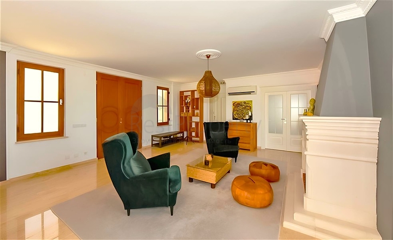 Елітна вілла 5+2 з видом на море в центрі Аланії-приватність — комфорт і розкіш в одному місці