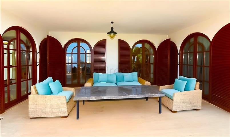 Елітна вілла 5+2 з видом на море в центрі Аланії-приватність — комфорт і розкіш в одному місці