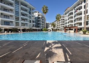 Простора мебльована квартира 3 + 1 з багатою інфраструктурою в сучасному житловому комплексі