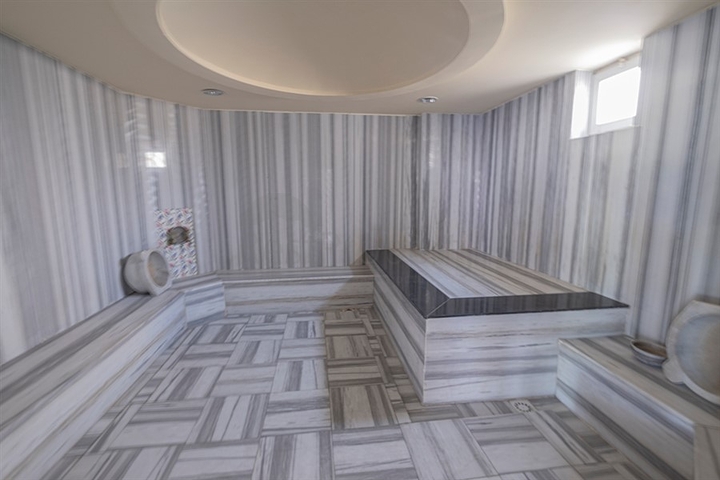 Сучасна квартира в комплексі з багатою інфраструктурою в самому центрі міста