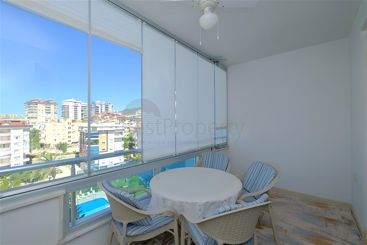 Сучасна квартира в комплексі з багатою інфраструктурою в самому центрі міста