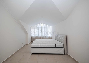 Просторий пентхаус з терасою і видом на море в престижному житловому комплексі