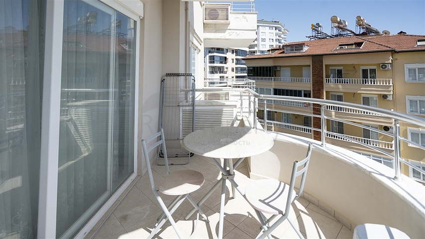 Затишна квартира 1 + 1 в сучасному житловому комплексі з багатою інфраструктурою