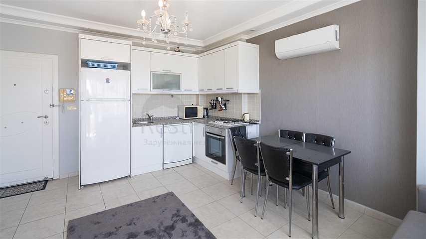 Затишна квартира 1 + 1 в сучасному житловому комплексі з багатою інфраструктурою