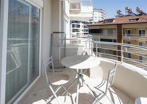 Затишна квартира 1 + 1 в сучасному житловому комплексі з багатою інфраструктурою