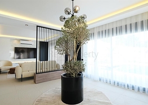 Сучасна вілла з панорамним видом на море в Аланьї