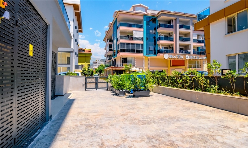 Сучасна квартира біля моря в оточенні тиші і комфорту