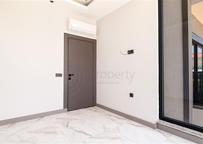 Сучасна квартира біля моря в оточенні тиші і комфорту