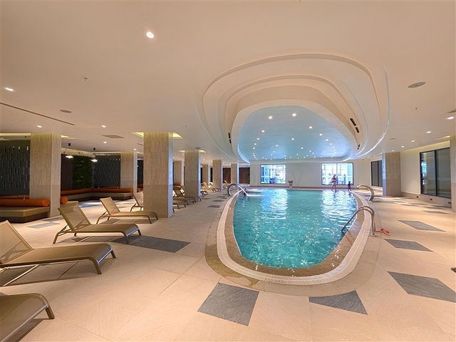 Розкішна квартира 3 + 1 з садом в елітному комплексі біля моря