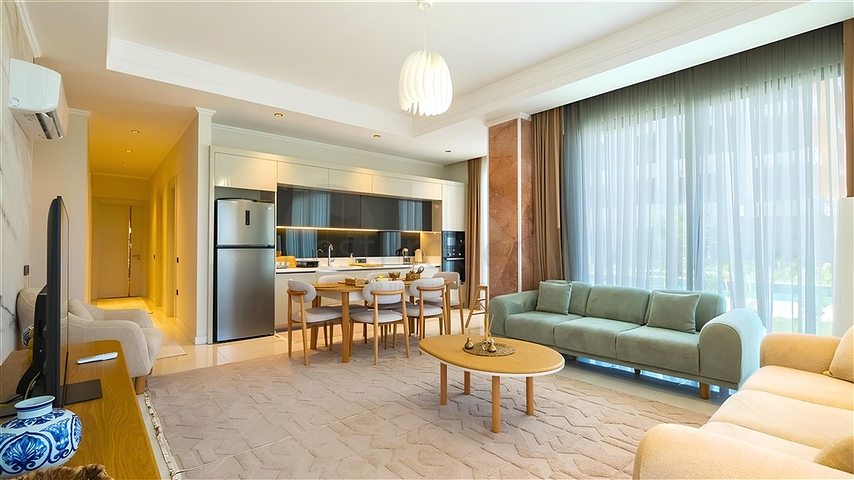 Розкішна квартира 3 + 1 з садом в елітному комплексі біля моря