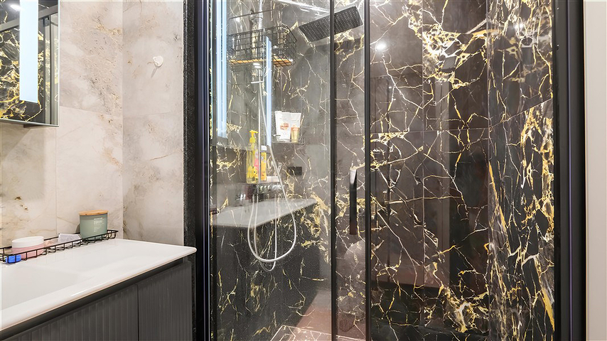 Розкішна квартира 3 + 1 з садом в елітному комплексі біля моря