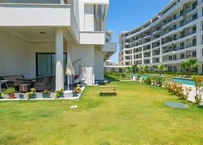 Розкішна квартира 3 + 1 з садом в елітному комплексі біля моря