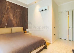 Розкішна квартира 3 + 1 з садом в елітному комплексі біля моря