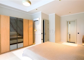 Розкішна квартира 3 + 1 з садом в елітному комплексі біля моря