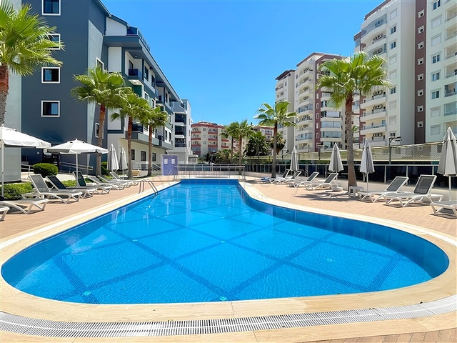 Пентхаус 2 + 1 з терасою в сучасному комплексі в районі Оба