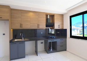 Пентхаус 2 + 1 з терасою в сучасному комплексі в районі Оба