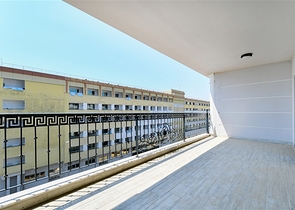 Просторий пентхаус 3 + 1 з видом на море всього в 50 метрах від пляжу