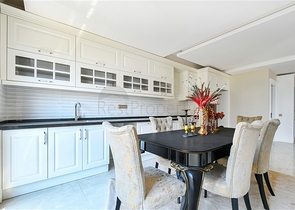 Просторий пентхаус 3 + 1 з видом на море всього в 50 метрах від пляжу